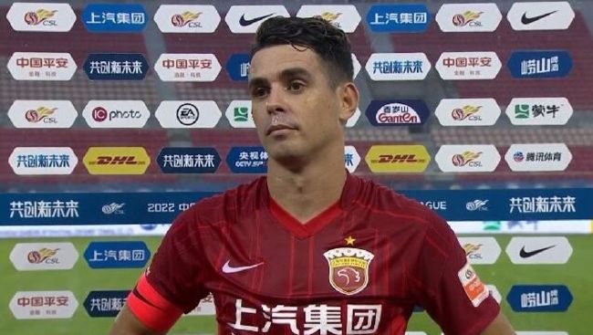 老师把丝袜脚伸进我的喉咙里